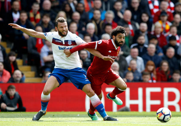 当年他在前 当年他在前