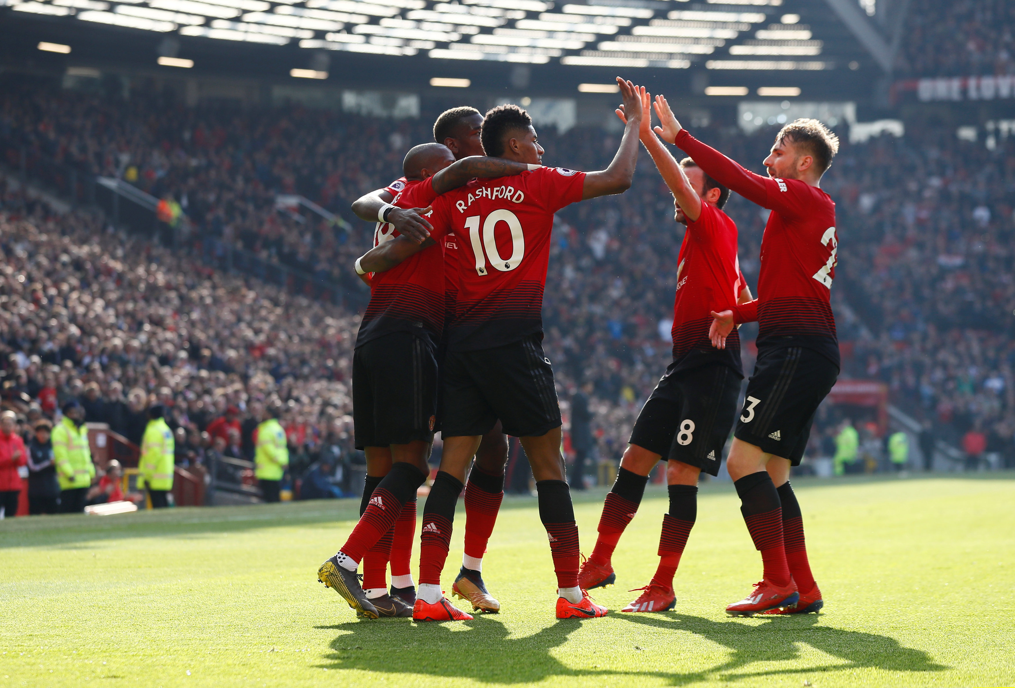 激烈交锋 激烈交锋