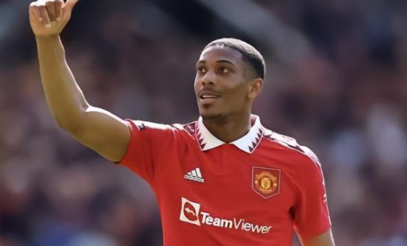 肩负着更高 肩负着更高